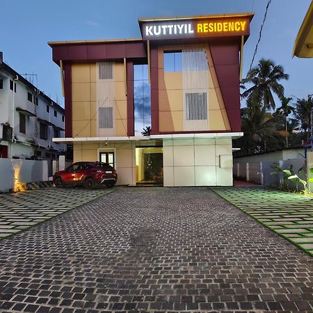 Kuttiyil Residency Villa Kottārakara Екстериор снимка