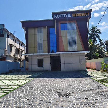 Kuttiyil Residency Villa Kottārakara Екстериор снимка