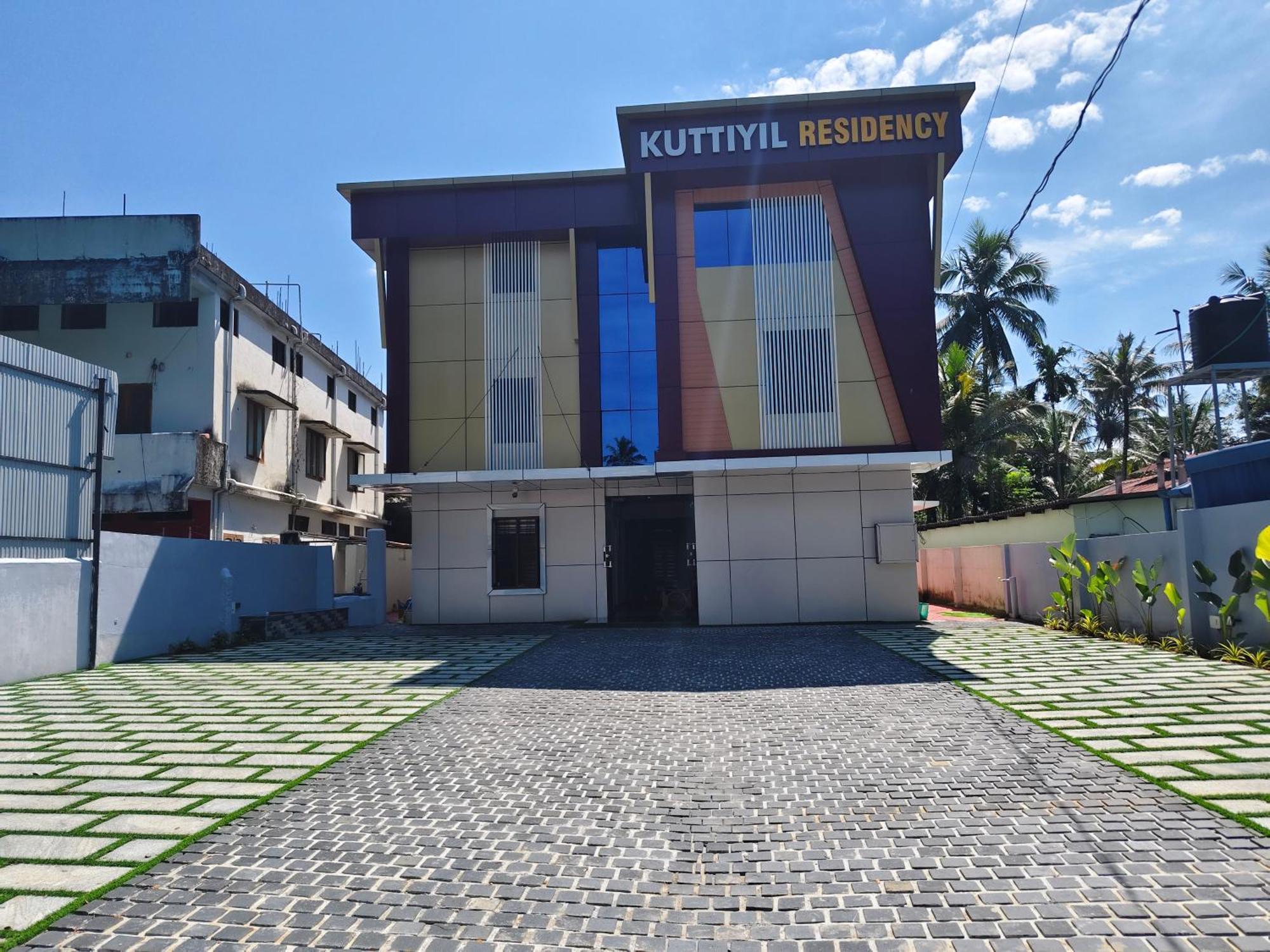 Kuttiyil Residency Villa Kottārakara Екстериор снимка